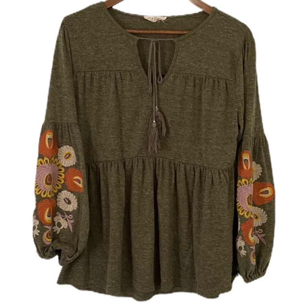 Anthropologie Entro Embroidery Floral Green Top